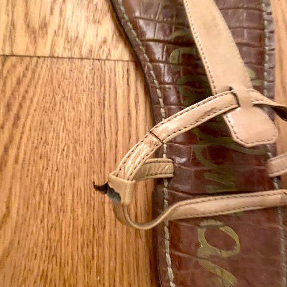 Sam Edelman Gigi Patent Thong Sandals - Almond - Picture 5 of 7